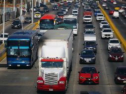 Los transportistas señalan que el cobro por circular en la ciudad aumentará los precios de los productos. EL INFORMADOR / F. Atilano