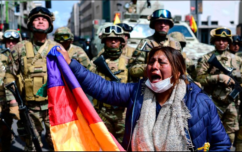 Una seguidora del expresidente Evo Morales participa en La Paz en una protesta contra el gobierno interino de Bolivia. AFP/R. Schemidt