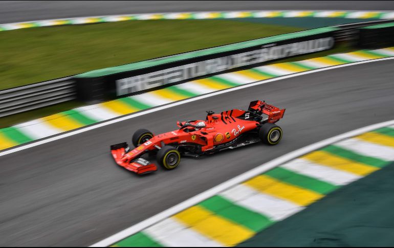 En la segunda tanta de ensayos, Vettel recorrió el circuito en 1:09.217. AFP/N. Almeida