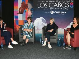 Panel. Fernanda Solórzano, mediadora, con Ashley Connor, Agnès Godard y María Secco. EL INFORMADOR / A. Rodríguez