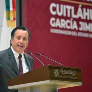 Cuitláhuac García rinde su Primer Informe de Gobierno en Veracruz