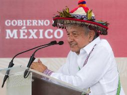 ''Es vergonzoso que no se acepte el trato especial a los más pobres, a los indígenas y se piense que eso es racismo, es sorprendente'', refirió el Mandatario. NTX / ARCHIVO