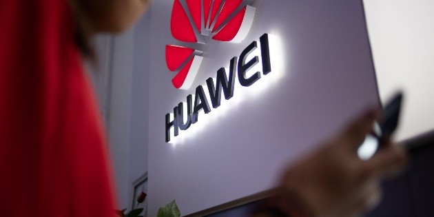 EU aplaza 90 d&iacute;as negociaciones con Huawei