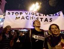 La ley pionera en contra de la violencia de género está riesgo con el discurso de extrema derecha. AFP