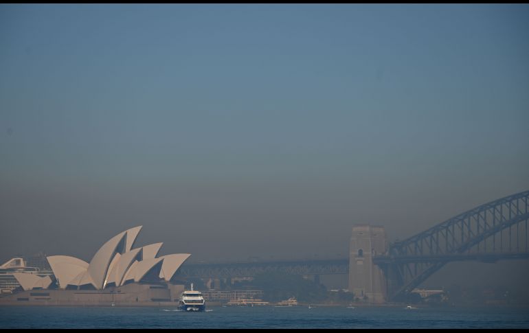 El smog ha cubierto el cielo de Sidney, Australia. AFP