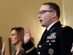 Jennifer Williams y Alexander Vindman comparecen ante la Comisión de Inteligencia de la Cámara de Representantes en Washington, DC. AP/A. Brandon