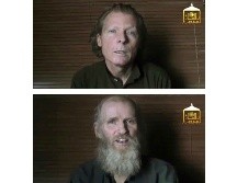 El australiano Timothy Weeks (arriba) y el estadounidense Kevin King (abajo) en un video difundido en junio de 2017, casi un año despúes de su secuestro. AP/Talibán/ARCHIVO