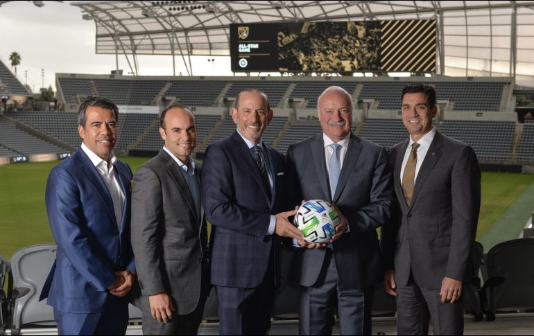 Don Garber, comisionado de la MLS, y Enrique Bonilla, presidente de la Liga mexicana, anunciaron este miércoles el partido que se disputará el día 29 de julio. TWITTER / @thesoccerdon