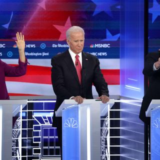 Debate demócrata se centra en cómo vencer a Trump