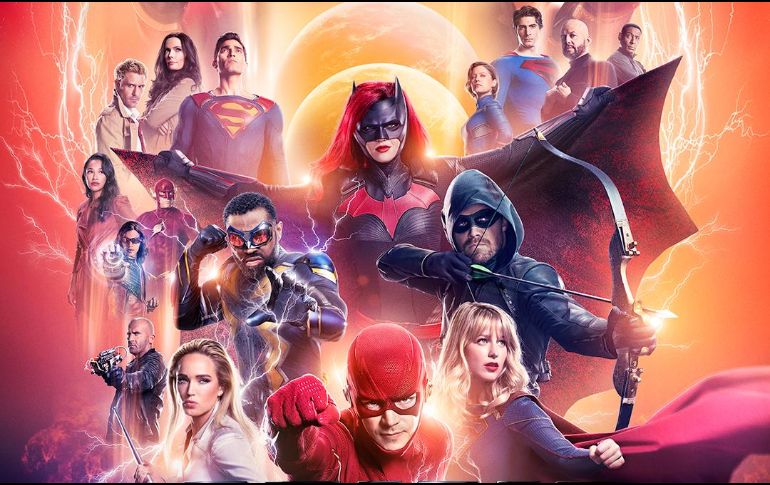 El proyecto crea un multiverso de los superhéroes de DC Cómics y Warner, que incluyen a “The Flash”, “Supergirl”, “Green Arrow”, Batwoman y a “súper-Man, entre otros. TWITTER / @CW_Arrow