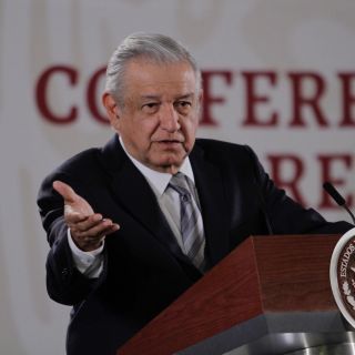 Estela de Luz, un monumento a la corrupción: López Obrador