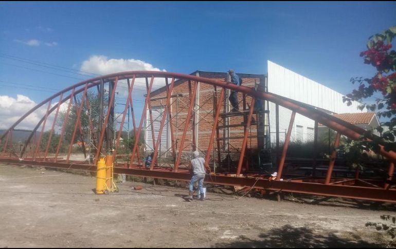 El cierre se tiene contemplado para realizar la colocación de la superestructura del puente peatonal. ESPECIAL / SCT Jalisco