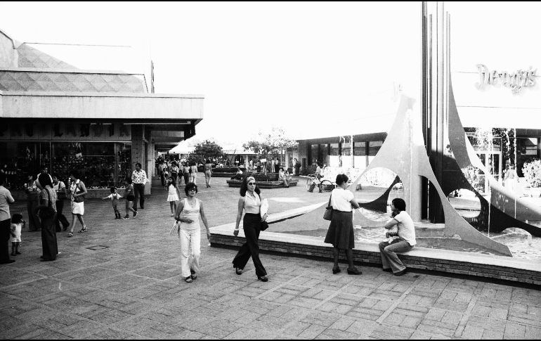 Pionera. La propuesta de Plaza del Sol en Guadalajara durante los años 60 vino a romper muchos esquemas. EL INFORMADOR
