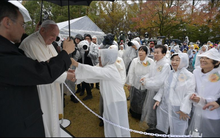 El Papa Francisco lleva su mensaje de paz a la ciudad japonesa de Nagasaki. AFP/V. Pinto