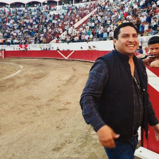 La “corrida” de Julión Álvarez 