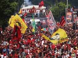 Miles de seguidores se sumaron a los festejos del Flamengo. EFE