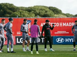 El conjunto dirigido por Diego Simeone viajó a Italia para afrontar un partido clave. Los Colchoneros partieron hacia Turín con lo mejor de su plantel. @atleti
