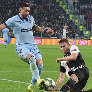 Héctor Herrera y Atlético caen ante Juventus
