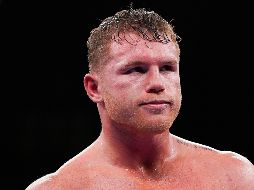 Al salir de un restaurante japonés en Hollywoood, Saúl Álvarez sonrió cuando se le preguntó si enfrentaría a Floyd Mayweather Jr, ahora que el estadounidense anunció que sale del retiro por tercera ocasión. IMAGO7