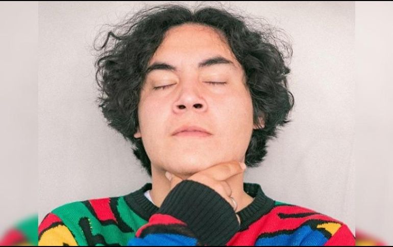 Eduardo Hernández, de 18 años, ha recibido a través de redes sociales mentadas de madre, mensajes de odio y amenazas. INSTAGRAM / @edmaverickmusic