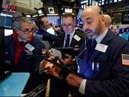 El NYSE Composite ascendía 13.42 puntos al colocarse en 13 mil 573.13 unidades. AP / ARCHIVO