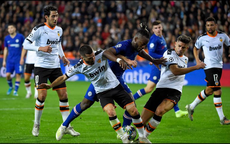 Chelsea y Valencia ofrecieron un duelo lleno de emociones. AFP / J. Jordan