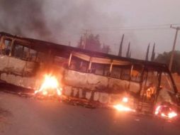 La Universidad Politécnica de Juventino Rosas anunció la suspensión de clases; asimismo, el transporte urbano dejó de prestar servicio y varias fábricas cerraron. TWITTER/@_Marcela_Correa