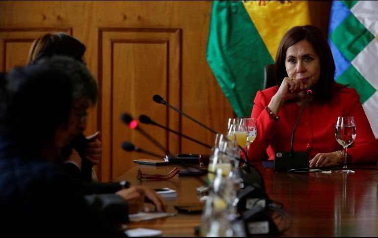 La canciller de Bolivia, Karen Longaric, descarta que su país vaya a romper relaciones diplomáticas con México. EFE/ R. Sura