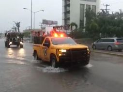 Elementos de Protección Civil estatal y de la Guardia Nacional apoyan en labores de rescate y auxilio en Mazatlán tras inundaciones. FACEBOOK/pcsinaloa
