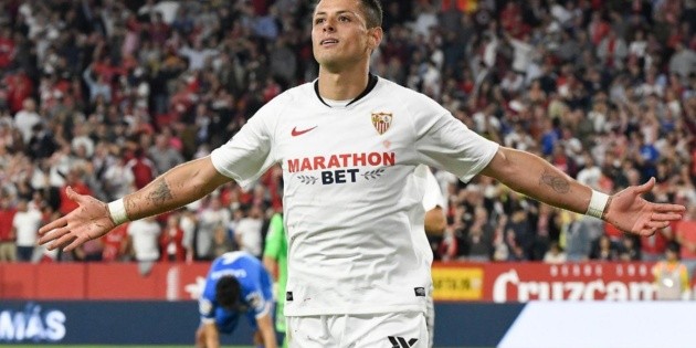 Javier Aguirre elogia a ''Chicharito'' Hern&aacute;ndez