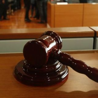 La PGJ pide revocar medidas cautelares que liberaron a expareja de Abril