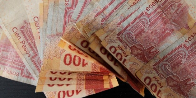 El peso pierde 31.8 centavos en noviembre