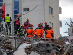 Según el ministerio de Defensa, unas 900 personas fueron atendidas y 41 de ellas siguen hospitalizadas. AP / V. Kryeziu
