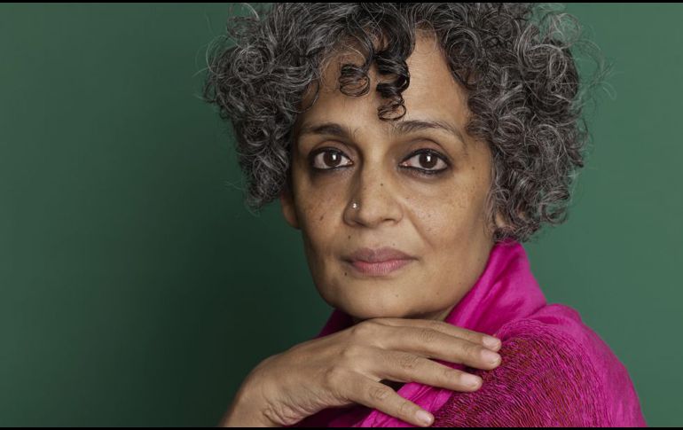 Arundhati Roy. Escribió el libro “El dios de las pequeñas cosas”. ESPECIAL