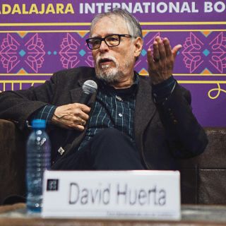 David Huerta llama a los poetas a ser radicales
