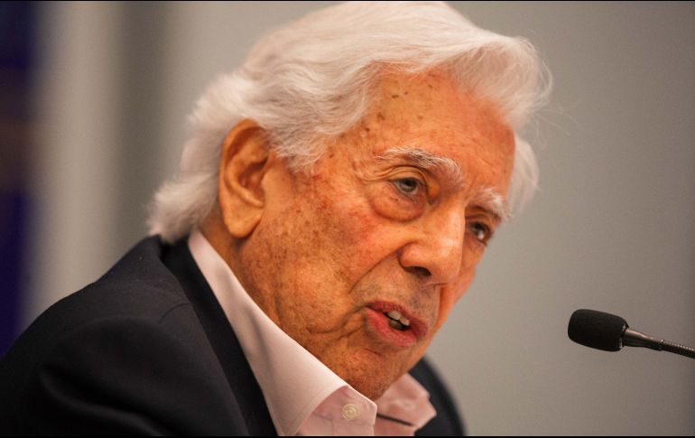 Vargas Llosa señaló que le gusta escribir sus novelas desde bases históricas. EL INFORMADOR / G. Gallo
