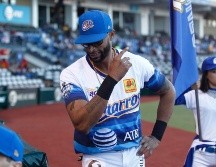 Henry Urrutia, al bat, fue clave para la victoria de Charros que se mantiene en lo más alto de la Liga Mexicana del Pacífico. EL INFORMADOR / A. Camacho