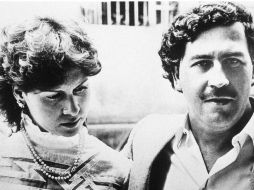 El narcotraficante junto a su esposa, María Victoria Henao. GETTY IMAGES