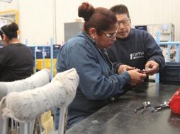 López Obrador hace un llamado a incrementar el número de plazas para personas con discapacidad en las empresas, así como promover el respeto a los derechos de ese sector. EL INFORMADOR / ARCHIVO