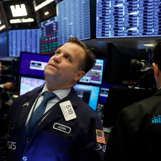 Wall Street baja ante nuevos temores sobre el comercio