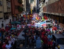 Simpatizantes del oficialismo se manifiestan este martes contra el Tratado Interamericano de Asistencia Recíproca (TIAR), en Caracas. EFE/M. Gutiérrez