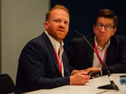 La presunta dicotomía entre el libro de papel y el electrónico, los canales de venta y los lectores en cuanto consumidores fueron algunos de los temas. EL INFORMADOR/G. Gallo