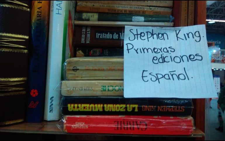 Primeras ediciones en español de libros de horror de Stephen King; disponibles 