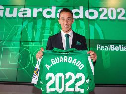 ''Me gustaría que regresáramos a Europa, Canales dijo el otro día que quería jugar la Liga de Campeones con el Betis, y eso sería lo ideal, jugar los últimos años de mi carrera en la Champions con el Betis'', expresó. TWITTER / @RealBetis