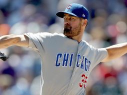 Hamels, de 35 años, es la pieza veterana con la que los Bravos reemplazan en la rotación al colombiano Julio Teherán, quien pasó a la agencia libre. TWITTER / @Cubs