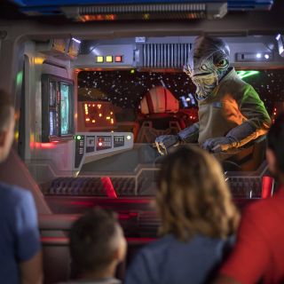 Disney World inaugura en Orlando su nueva atracción de "Star Wars"