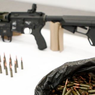 Cae decomiso de armas con López Obrador; sube canje