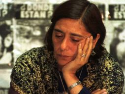 Especialistas indican que al oscurecer más temprano y el tipo de luz de día de diciembre puede ser demasiado calurosa o inexistente lo que provoca tristeza y melancolía. AP / ARCHIVO