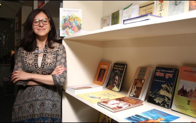 Wendy Phillips. Sus traducciones acercan al lector hispanohablante a la literatura de la India. EL INFORMADOR/E. Barrera