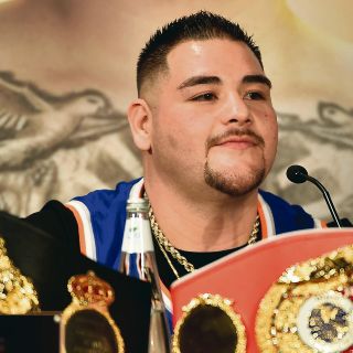 Andy Ruiz y Anthony Joshua se reencuentran frente a frente en el desierto